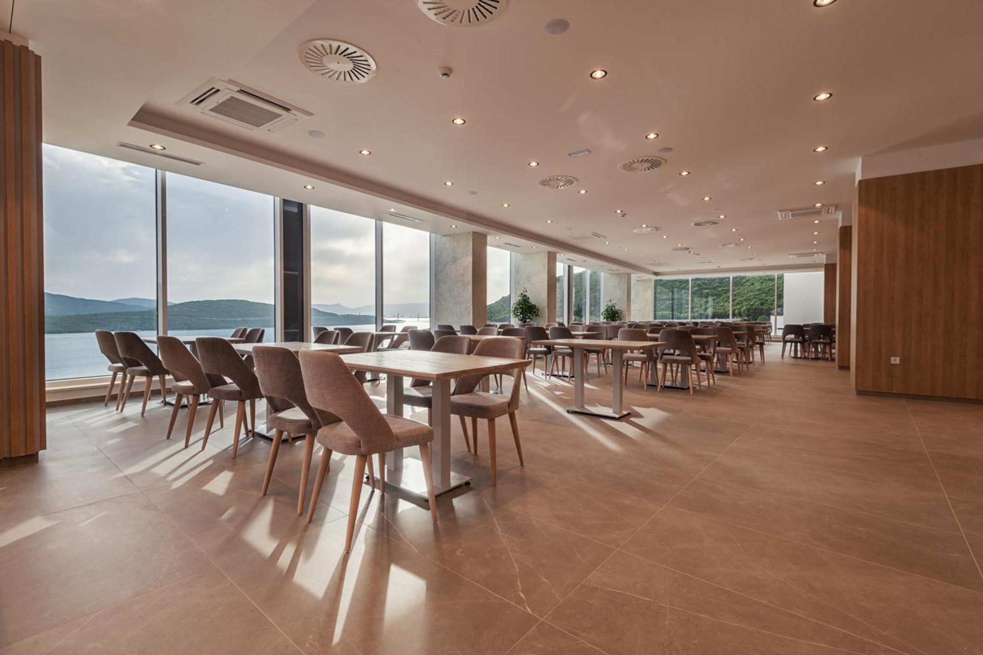 Marea Hotel & Spa ネウム エクステリア 写真