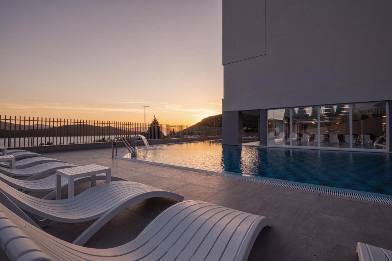 Marea Hotel & Spa ネウム エクステリア 写真